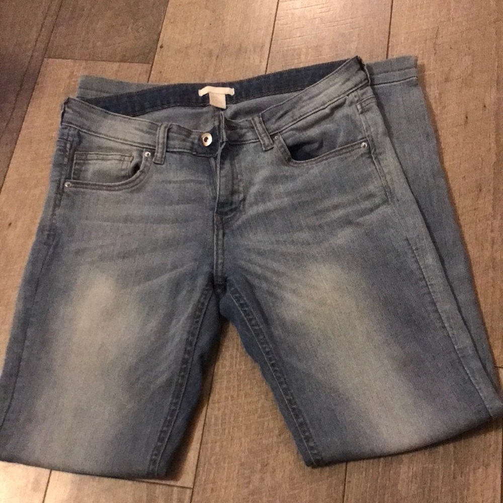 H & M mid rise ankle zipper blue jeans